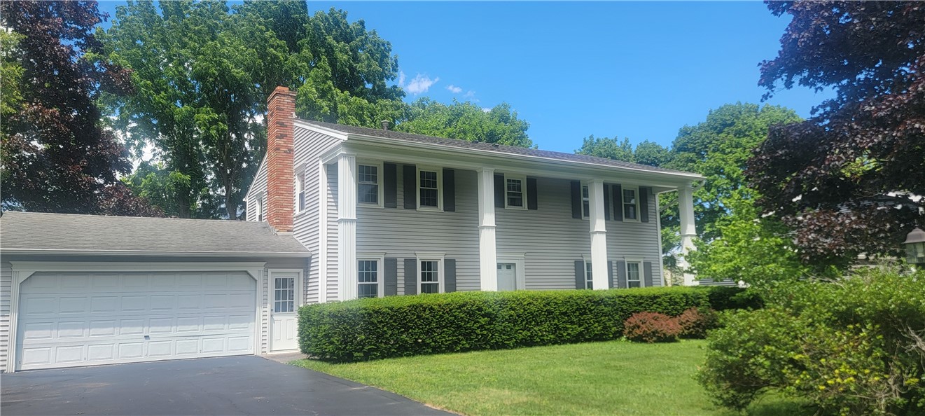 37 Heatherwood Road Perinton, NY 14450 - Photo 2 of 42