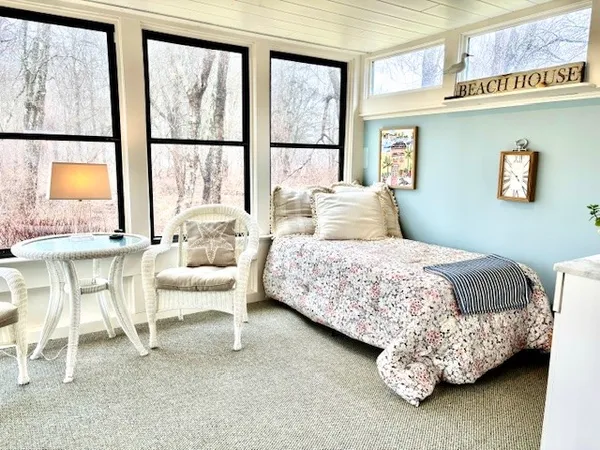 $750,000 | 6 Brandywine Lane, Narragansett, RI 02882