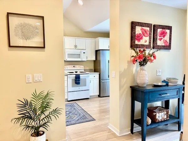 $750,000 | 6 Brandywine Lane, Narragansett, RI 02882