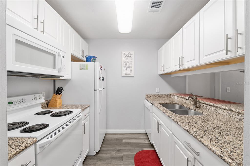 3800 Southwest 20th Avenue, Unit 505 Gainesville, FL 32607 - Photo 17 of 44