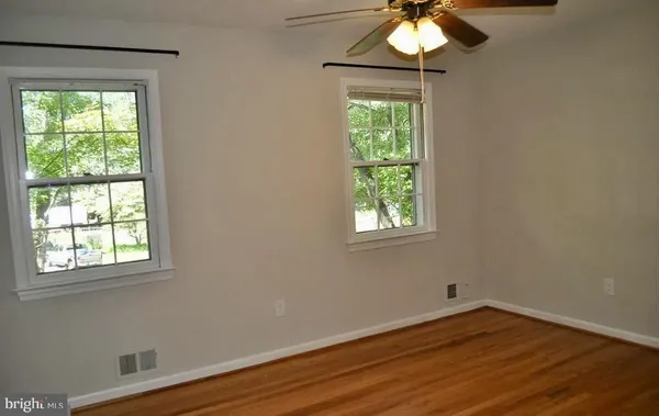 $4,500 | 3810 Lynn Regis Court, Fairfax, VA 22031