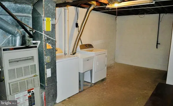 $4,500 | 3810 Lynn Regis Court, Fairfax, VA 22031