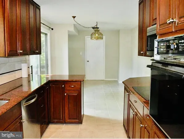 $4,500 | 3810 Lynn Regis Court, Fairfax, VA 22031