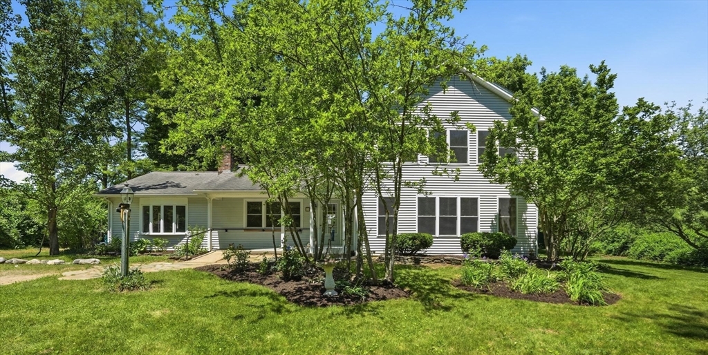 28 Hulst Road Amherst, MA 01002 - Photo 2 of 42