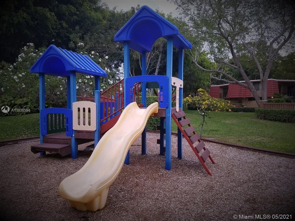 8068 Severn Drive, Unit D Boca Raton, FL 33433 - Photo 24 of 32