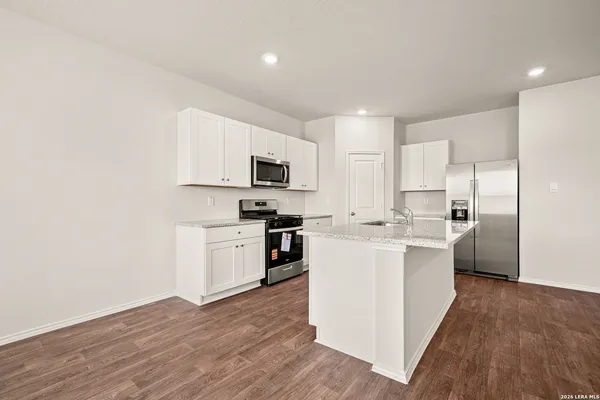 $2,400 | 14903 Pearl Flats, San Antonio, TX 78253