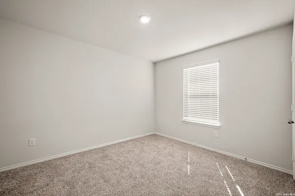 $2,400 | 14903 Pearl Flats, San Antonio, TX 78253