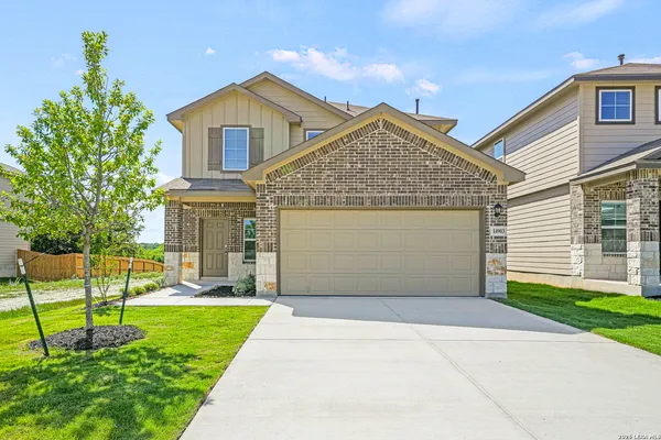 $2,400 | 14903 Pearl Flats, San Antonio, TX 78253