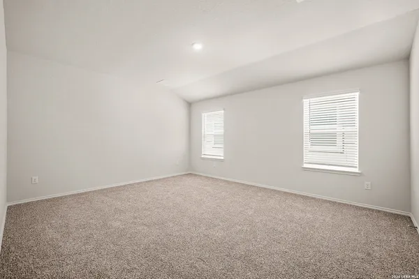 $2,400 | 14903 Pearl Flats, San Antonio, TX 78253