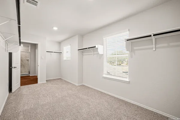 $2,400 | 14903 Pearl Flats, San Antonio, TX 78253