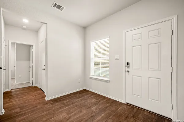 $2,400 | 14903 Pearl Flats, San Antonio, TX 78253