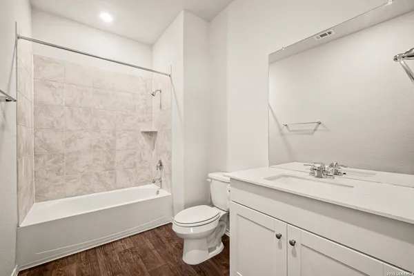 $2,400 | 14903 Pearl Flats, San Antonio, TX 78253