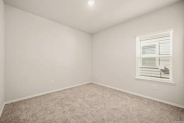 $2,400 | 14903 Pearl Flats, San Antonio, TX 78253