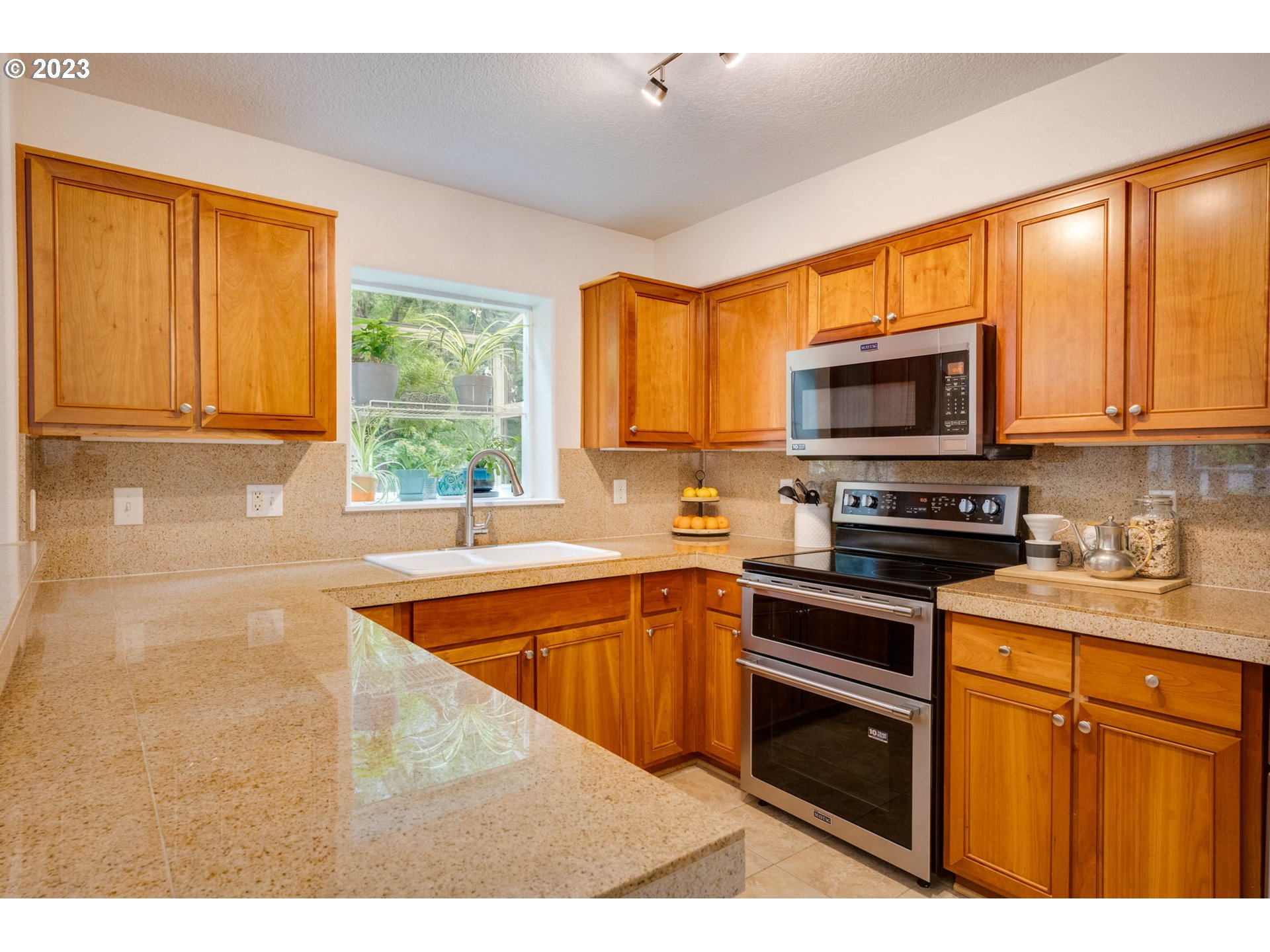 30406 Southwest Ruth Street, Unit 77 Wilsonville, OR 97070 - Photo 15 of 33 Gallery Image 15