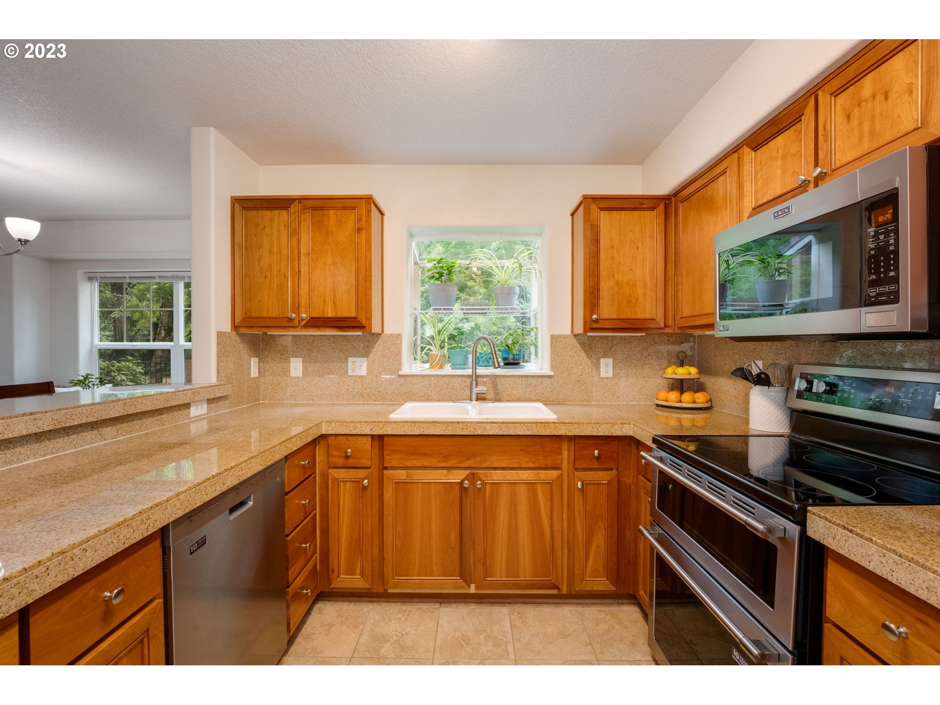 30406 Southwest Ruth Street, Unit 77 Wilsonville, OR 97070 - Photo 16 of 33 Gallery Image 16