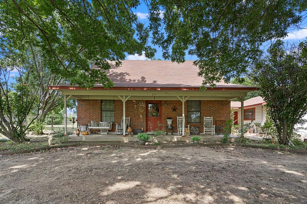 217 North Westlake Dr