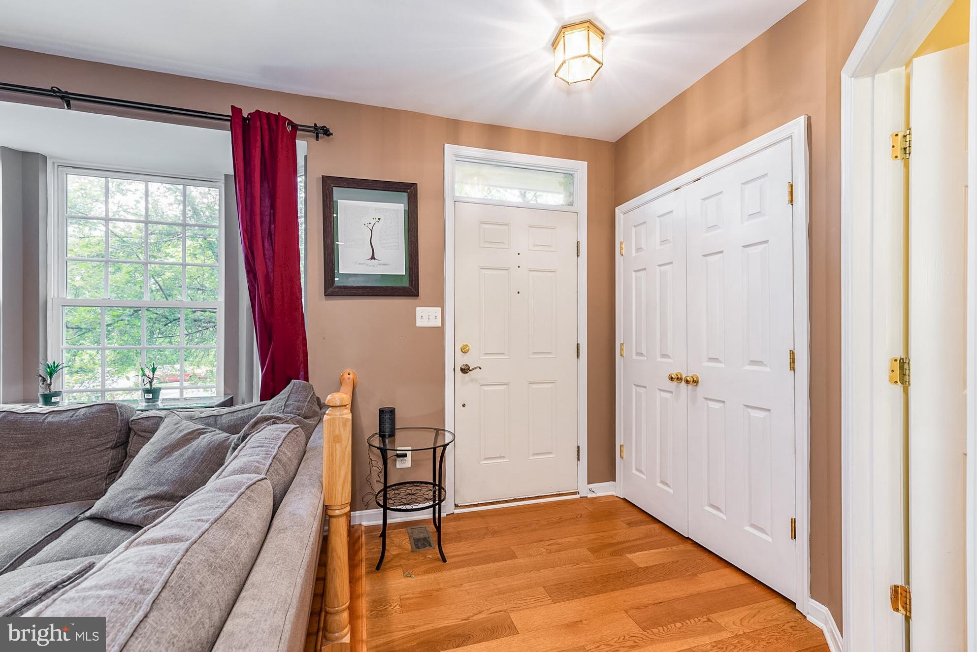 8903 Stable Forest Place Bristow, VA 20136 - Photo 4 of 31