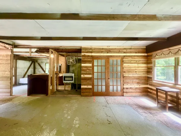 $199,900 | 2201 South Sand Lake Road, Hillsdale, MI 49242