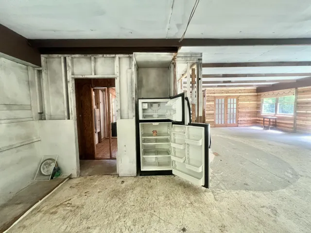 $199,900 | 2201 South Sand Lake Road, Hillsdale, MI 49242