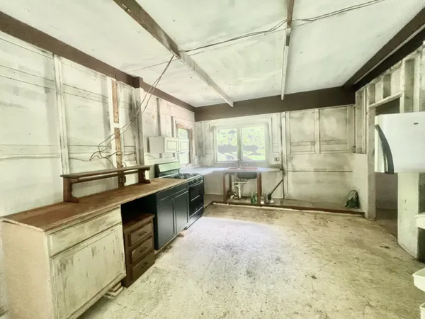 $199,900 | 2201 South Sand Lake Road, Hillsdale, MI 49242