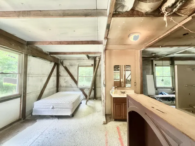 $199,900 | 2201 South Sand Lake Road, Hillsdale, MI 49242