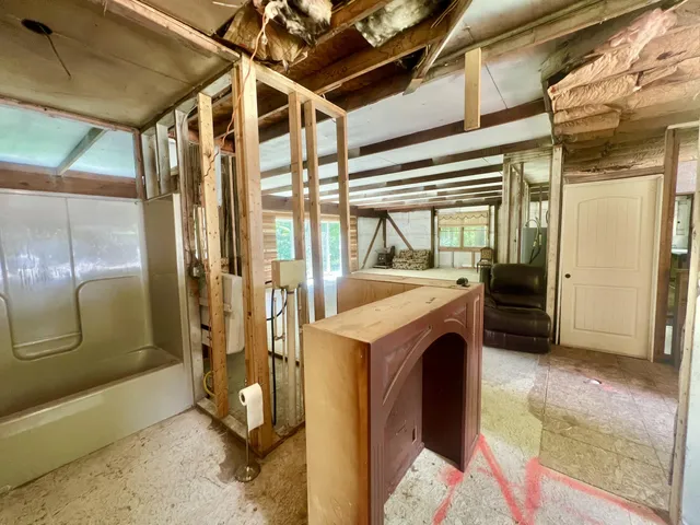 $199,900 | 2201 South Sand Lake Road, Hillsdale, MI 49242