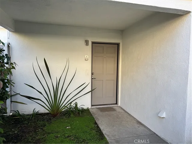 $3,995 | 1102 Barbara Street, Unit B, Redondo Beach, CA 90277