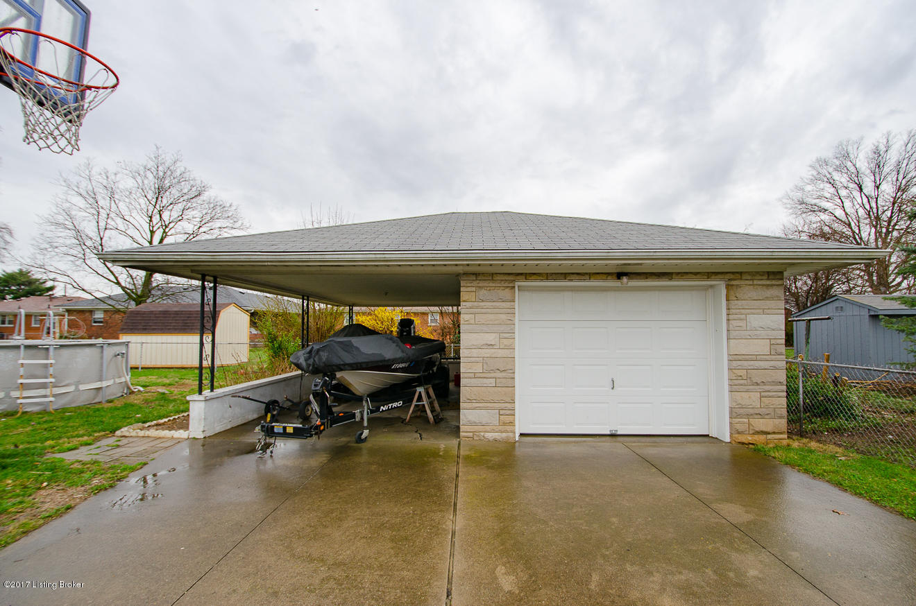 3507 Janell Road Louisville, KY 40216 - Photo 30 of 32 Garage