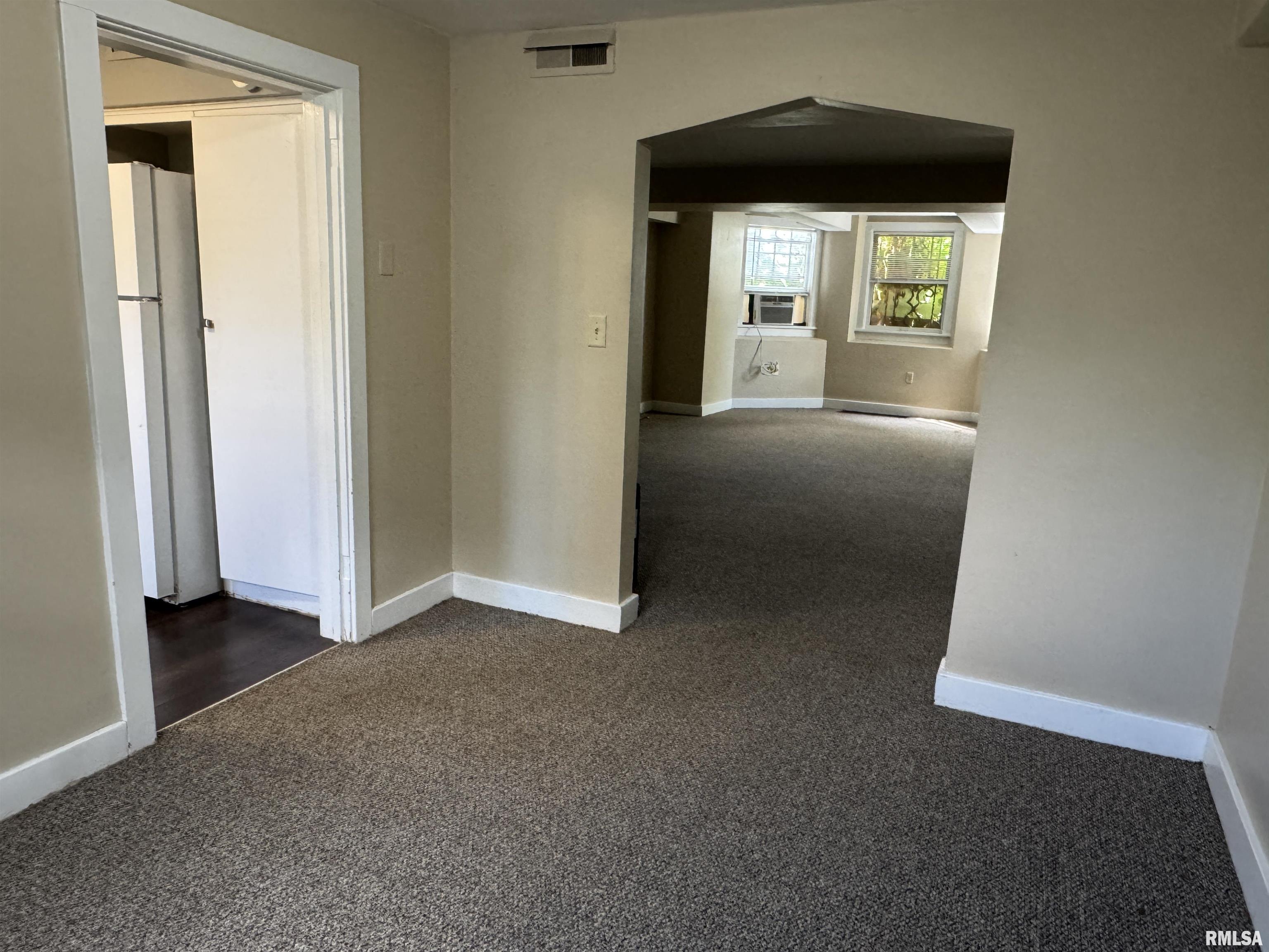 2648 Ripley Street, Unit 5 Davenport, IA 52803 - Photo 4 of 11