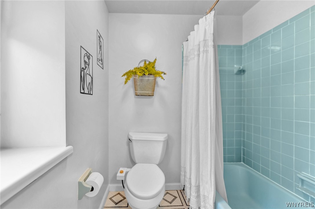 4631 Pine Manor, Unit E Clarence, NY 14031 - Photo 32 of 50