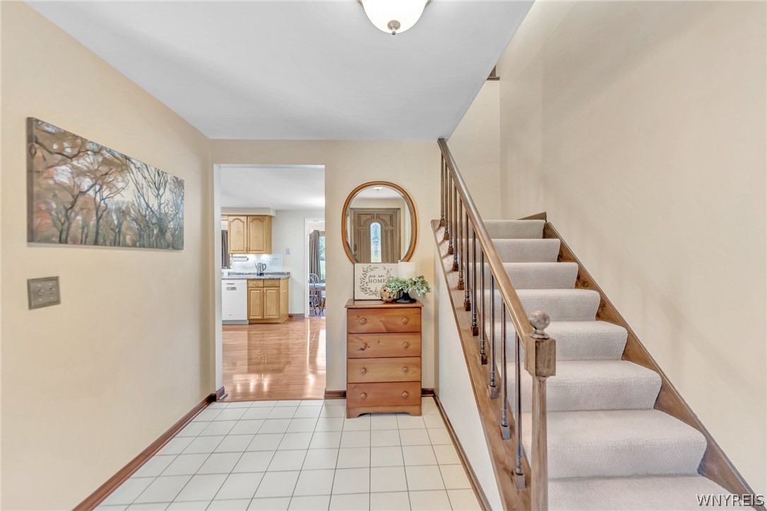 4631 Pine Manor, Unit E Clarence, NY 14031 - Photo 5 of 50