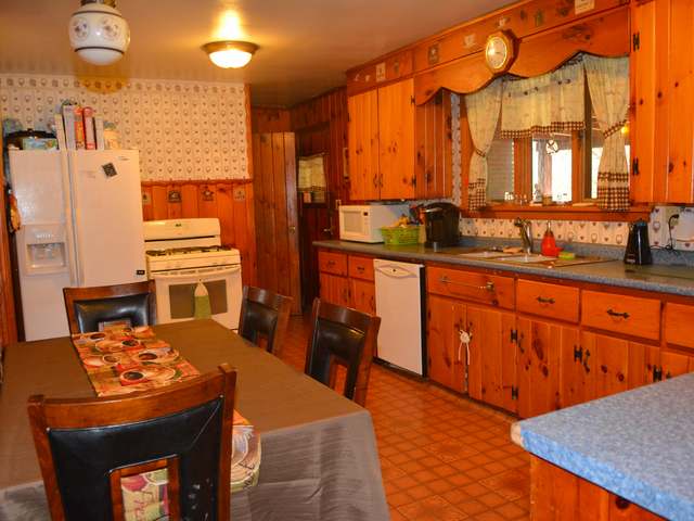 1881 Cobham Park Road Warren, PA 16365 - Photo 16 of 32 Gallery Image 16