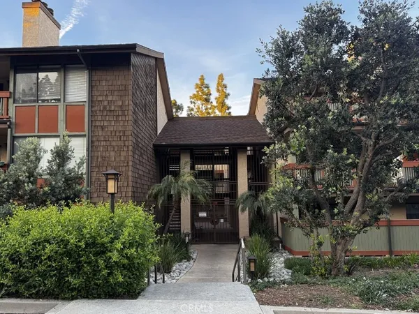 $429,800 | 2504 East Willow Street, Unit 107, Signal Hill, CA 90755