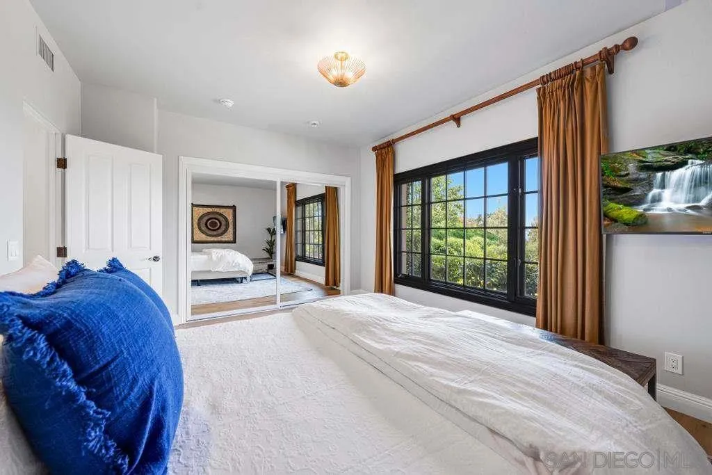 2643 Hidden Valley Road La Jolla, CA 92037 - Photo 47 of 75 Gallery Image 47