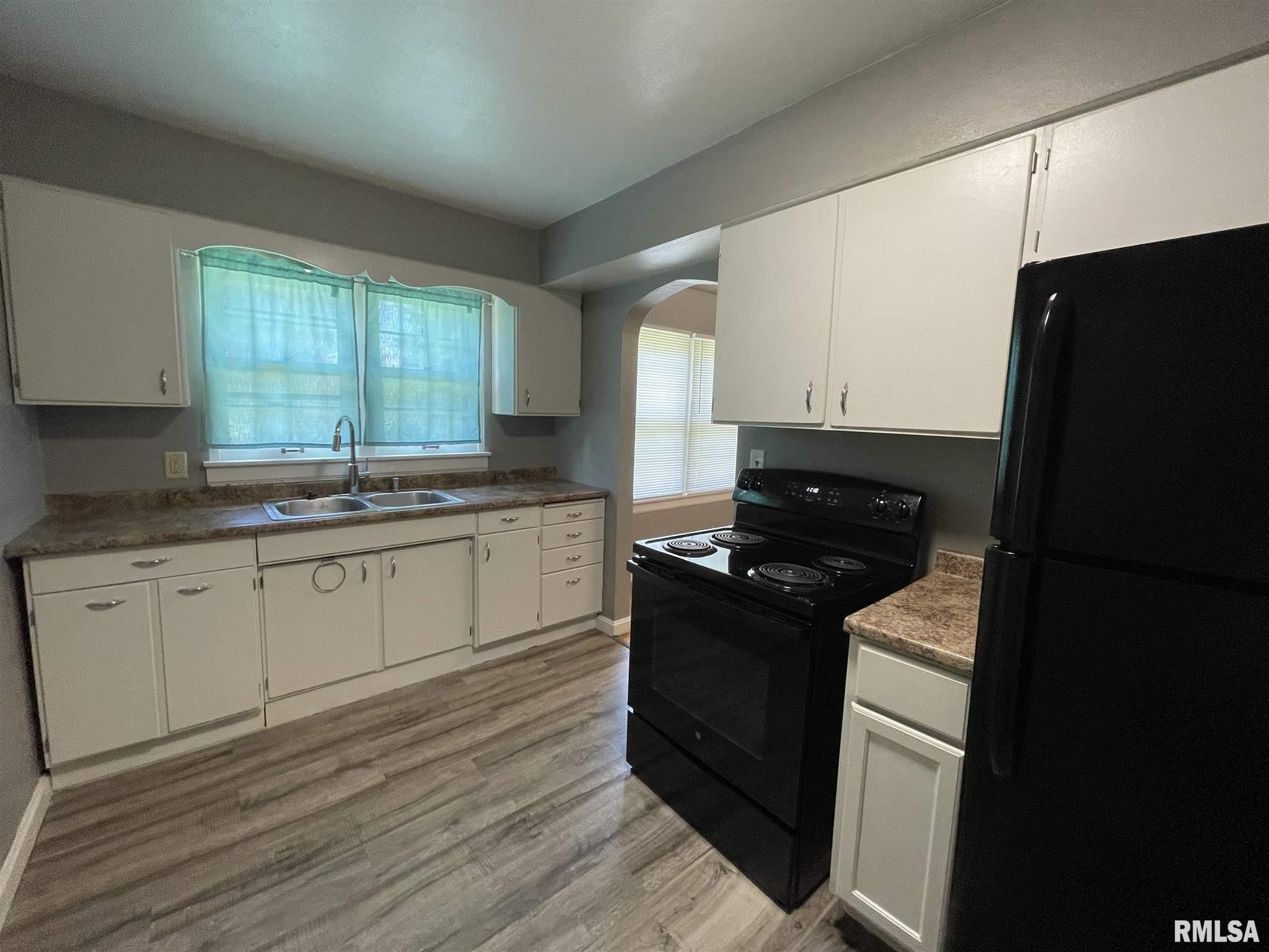 416 Sherry Road Marion, IL 62959 - Photo 13 of 30 Gallery Image 13