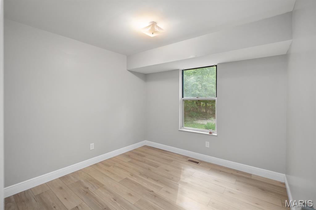 3310 Lynch Road Pacific, MO 63069 - Photo 10 of 28