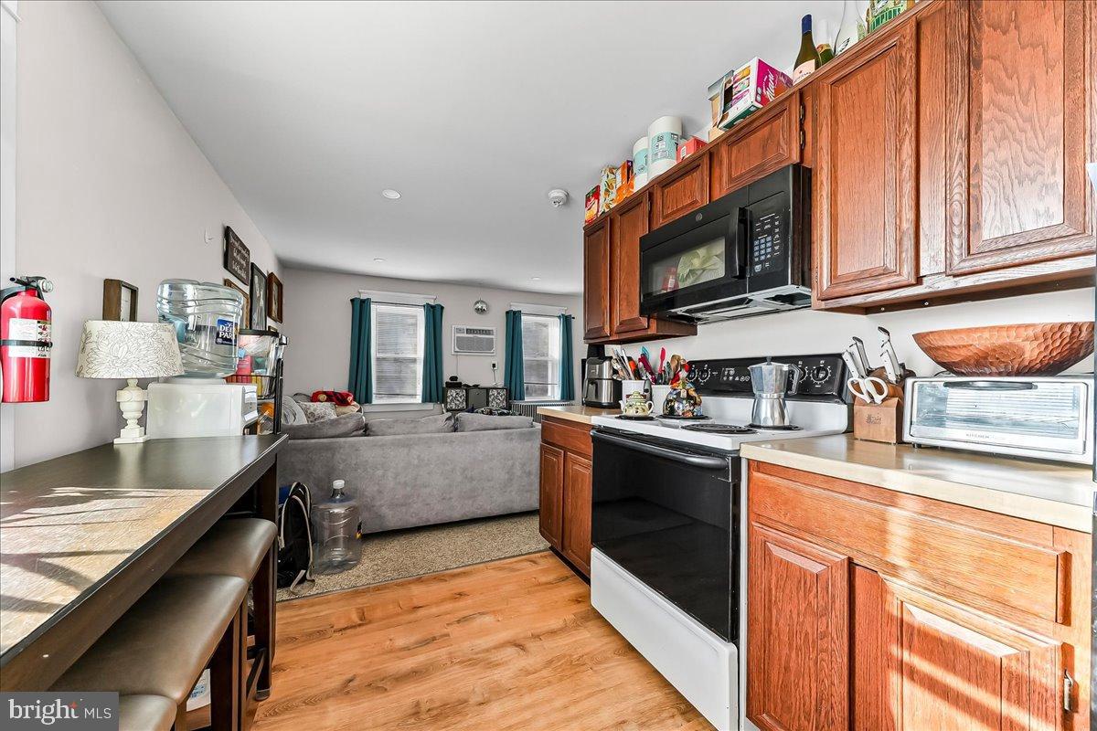 111 Gayley Street Media, PA 19063 - Photo 24 of 28 Second floor kitchen.