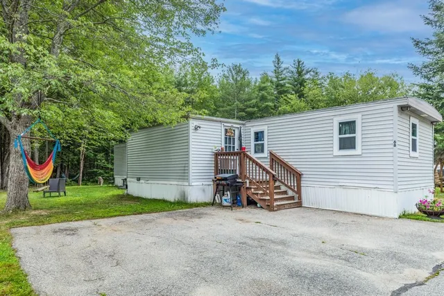 $129,900 | 68 Moose Lane, Rochester, NH 03867