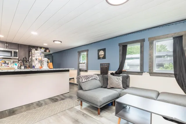 $129,900 | 68 Moose Lane, Rochester, NH 03867