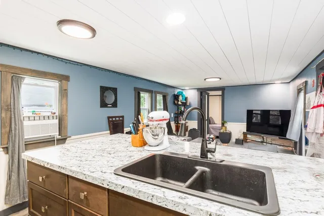 $129,900 | 68 Moose Lane, Rochester, NH 03867