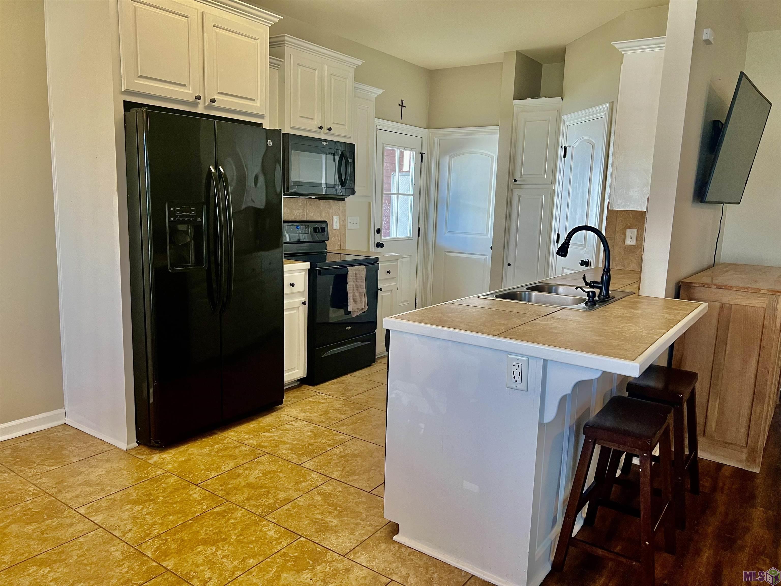 10816 Field Pointe Drive Denham Springs, LA 70726 - Photo 2 of 6