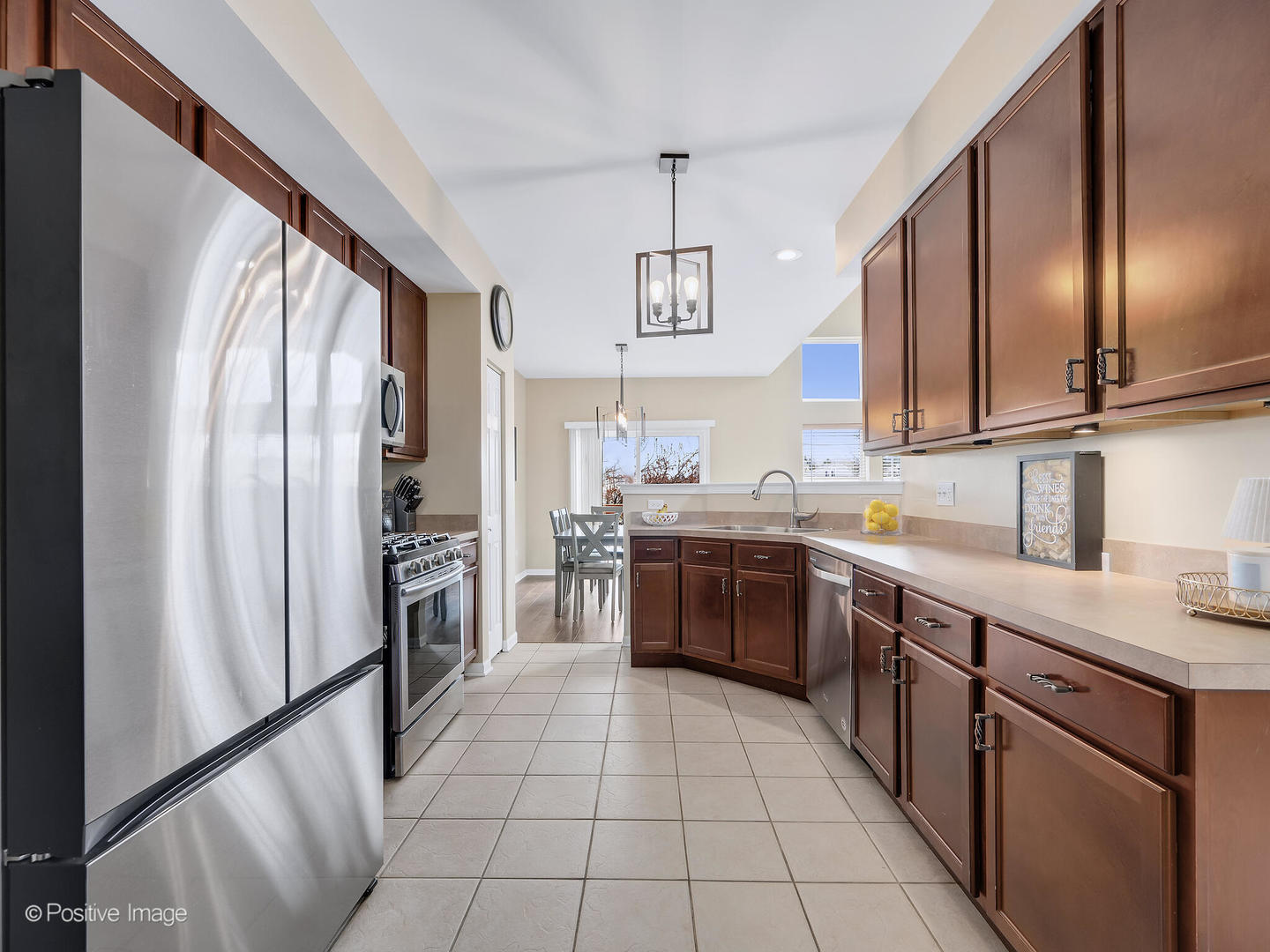 16429 Newcastle Way Lockport, IL 60441 - Photo 12 of 27