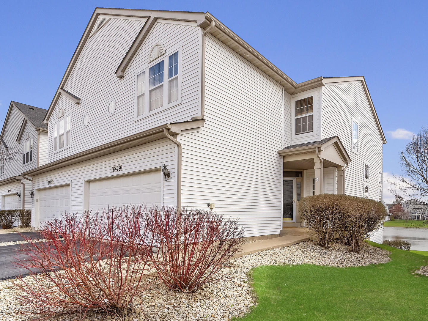 16429 Newcastle Way Lockport, IL 60441 - Photo 2 of 27