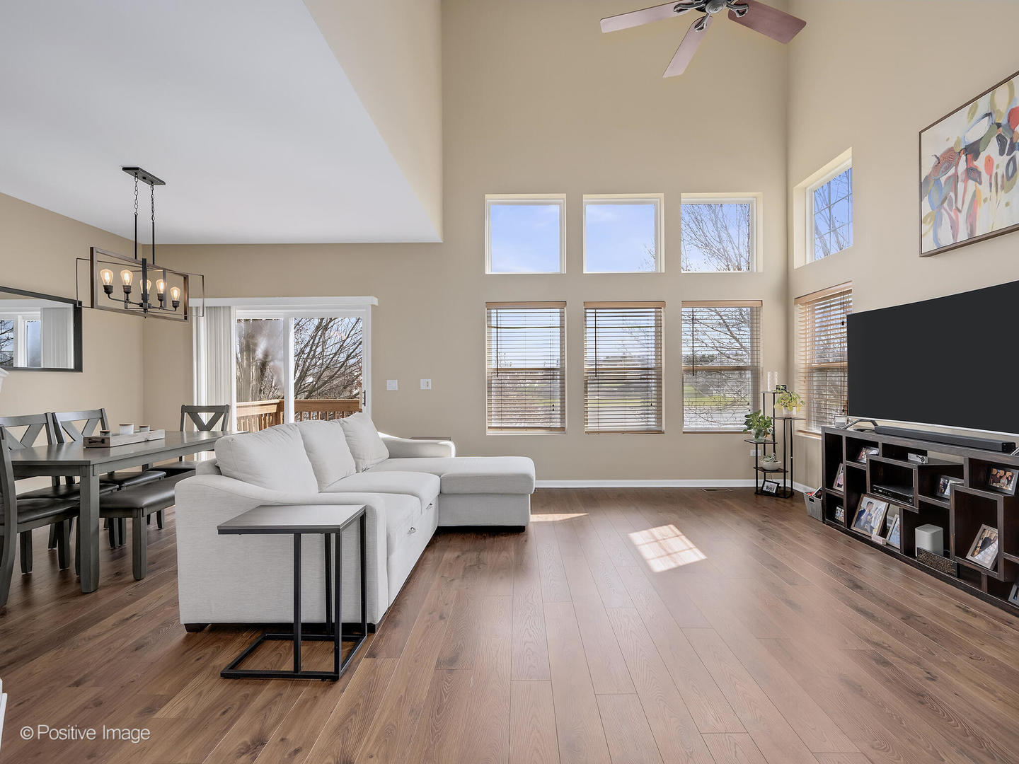 16429 Newcastle Way Lockport, IL 60441 - Photo 8 of 27