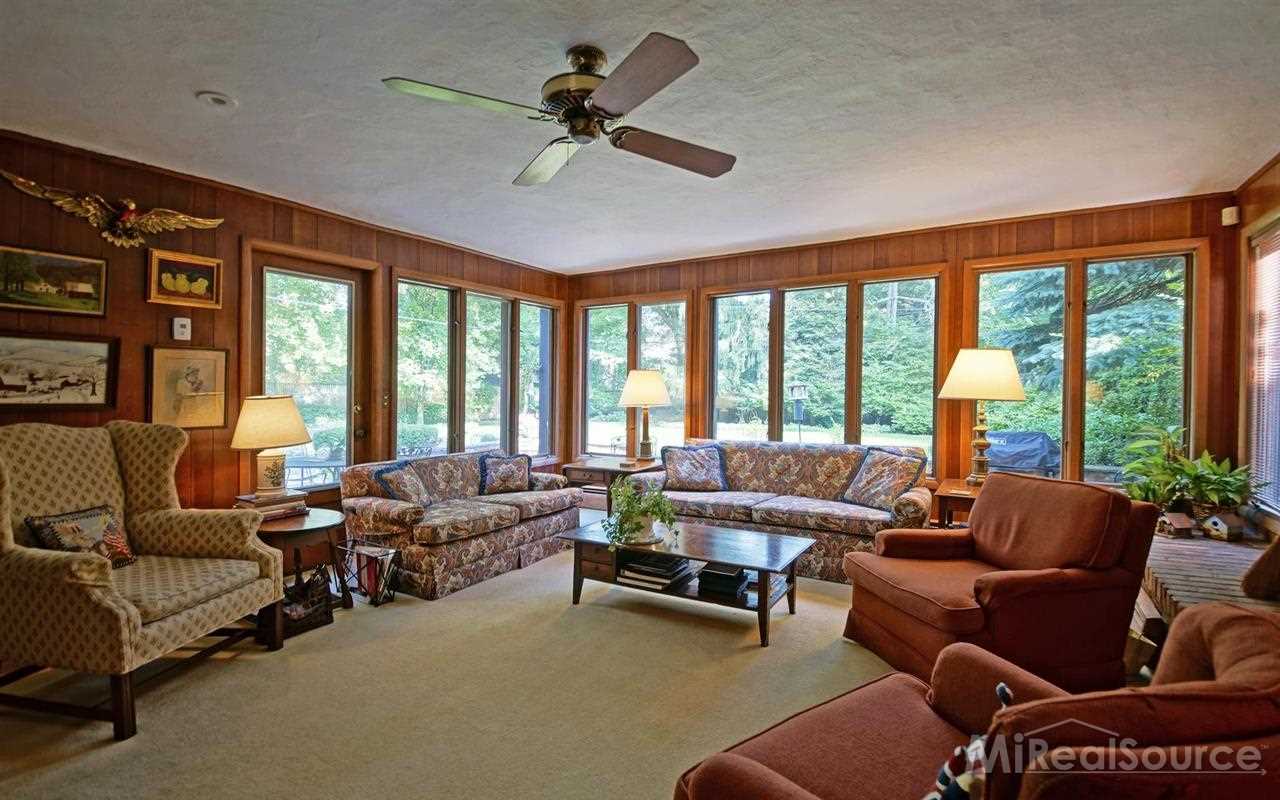 126 Moran Road Grosse Pointe Farms, MI 48236 - Photo 10 of 29