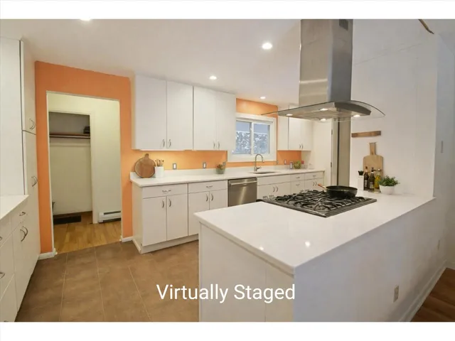 $619,000 | 248 Laurel Hill Drive, South Burlington, VT 05403