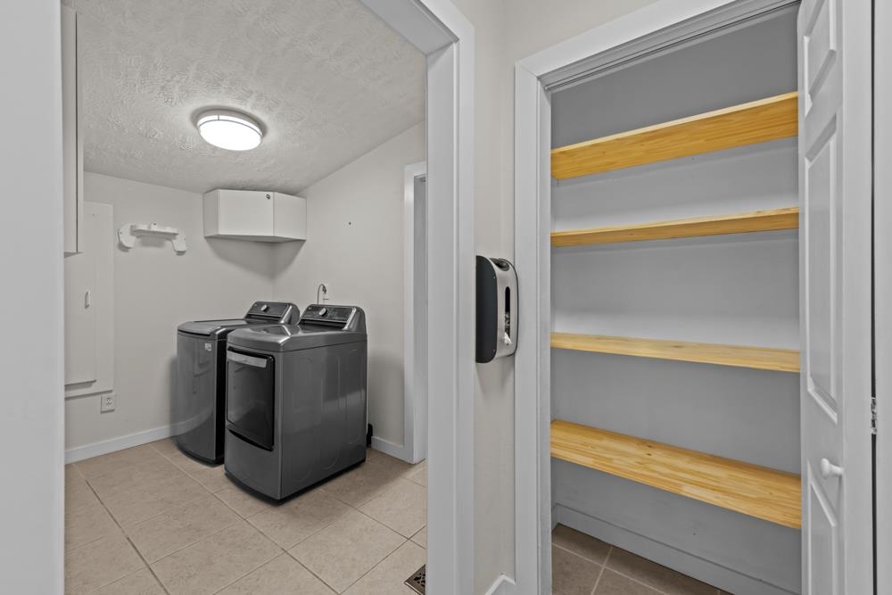 24133 Lanier Street Tallahassee, FL 32310 - Photo 4 of 50