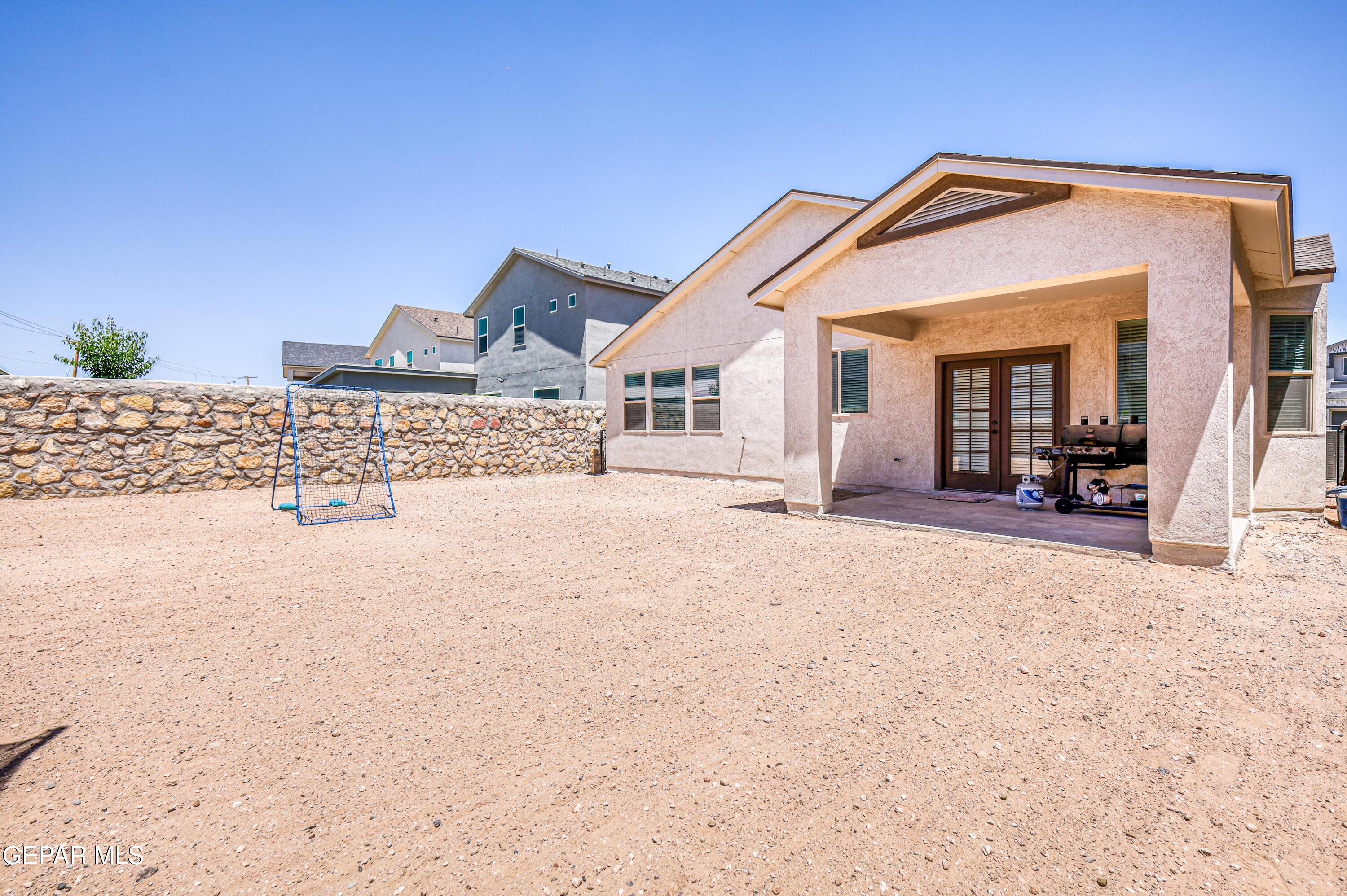 1811 Ritzy Lou Place El Paso, TX 79928 - Photo 53 of 55 IMG_0321_HDR