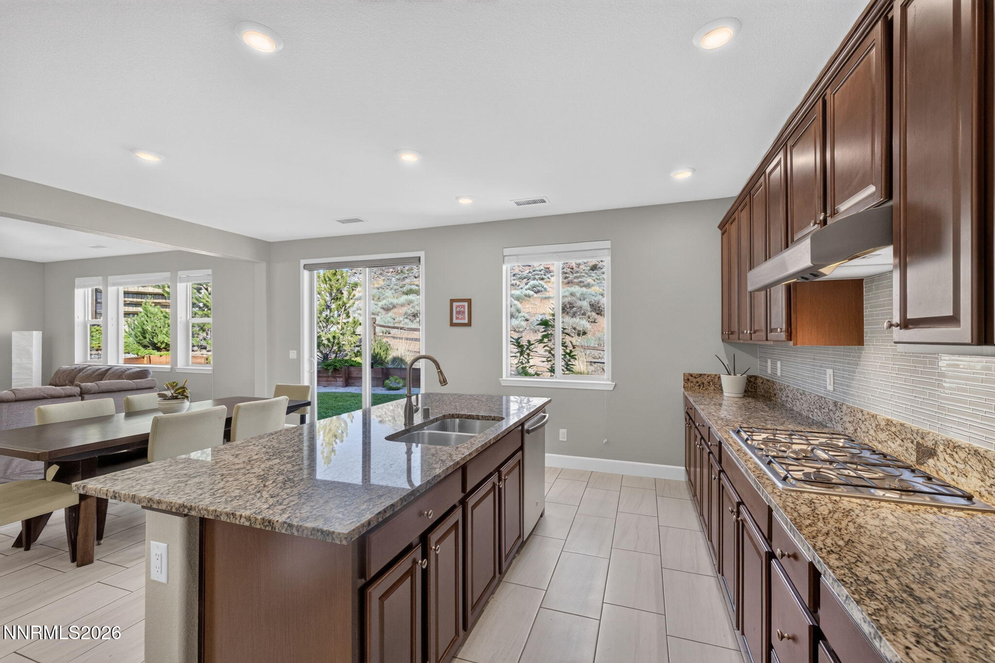 1670 Scott Valley Road Reno, NV 89523 - Photo 14 of 48 26-web-or-mls-IMG_2048
