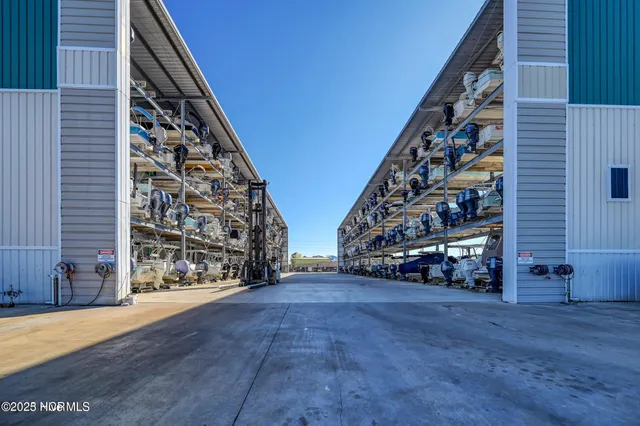 $92,350 | 111 North New River Drive, Surf City, NC 28445